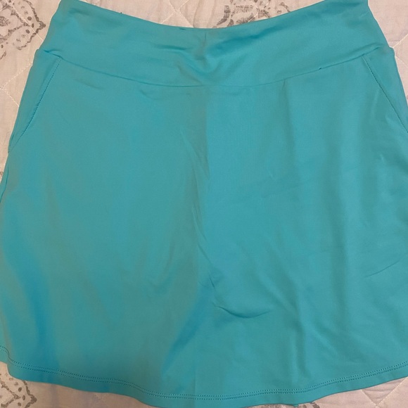 Swing Dish top and skort matching set - Picture 2 of 9